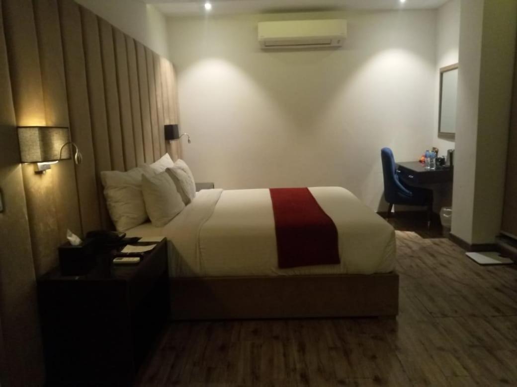 Grand Ittehad Boutique Hotel Lahore Buitenkant foto